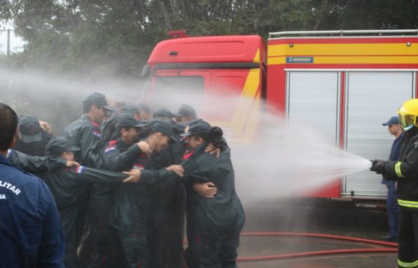 Publico lota Camara de Itapoa para prestigiar solenidade do Corpo de Bombeiros local 43