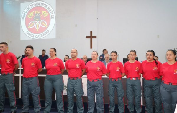 Publico lota Camara de Itapoa para prestigiar solenidade do Corpo de Bombeiros local 62