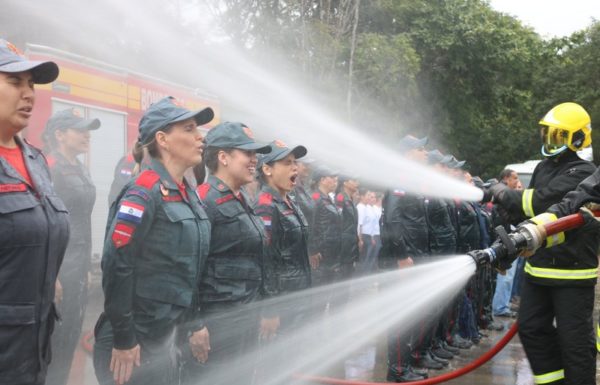 Publico lota Camara de Itapoa para prestigiar solenidade do Corpo de Bombeiros local 67