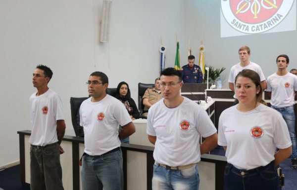 Publico lota Camara de Itapoa para prestigiar solenidade do Corpo de Bombeiros local 73