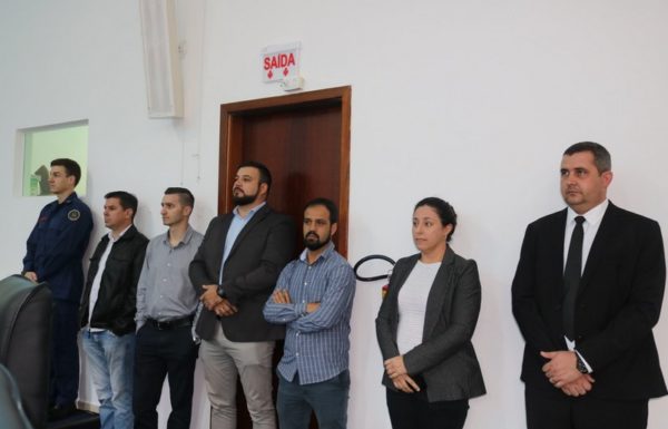 Publico lota Camara de Itapoa para prestigiar solenidade do Corpo de Bombeiros local 75