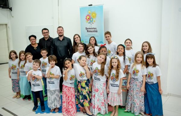 Coristas infantis sao Sementes do Amanha 1