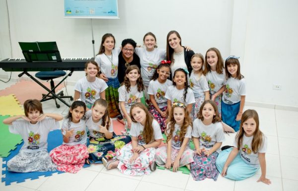 Coristas infantis sao Sementes do Amanha 2