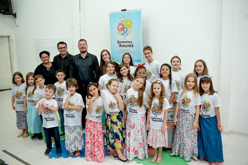 Coristas infantis sao Sementes do Amanha 3