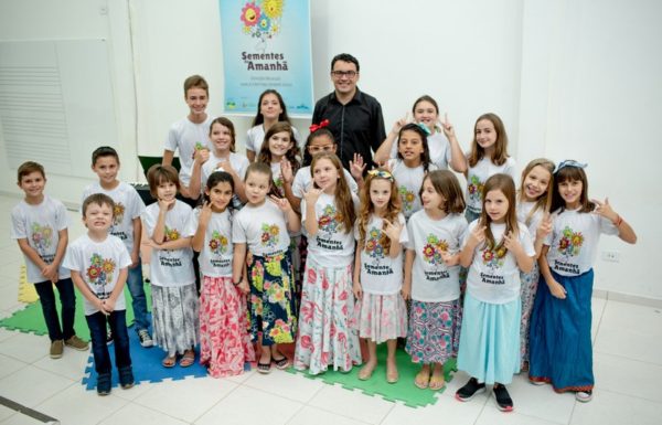 Coristas infantis sao Sementes do Amanha 4