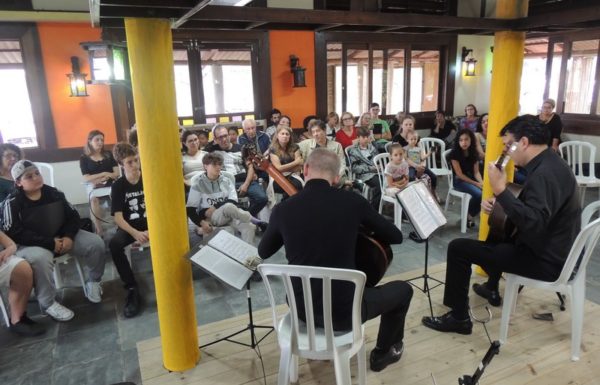 Em Itapoa, projeto Violao Brasileiro conta a historia do instrumento no Pais 06