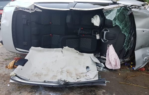 Idosa de 90 anos de idade fica ferida em acidente na SC-416 em Itapoa 2