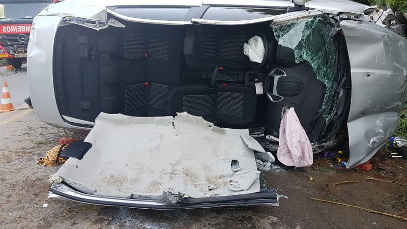 Idosa de 90 anos de idade fica ferida em acidente na SC-416 em Itapoa 2