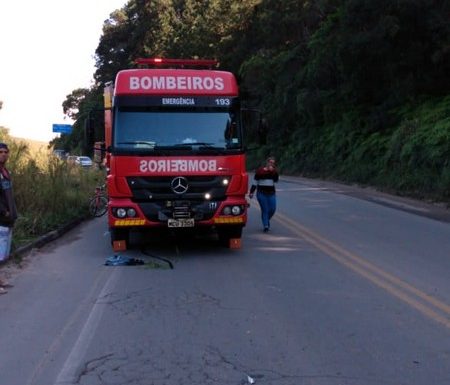 Idosa de 90 anos de idade fica ferida em acidente na SC-416 em Itapoa 8