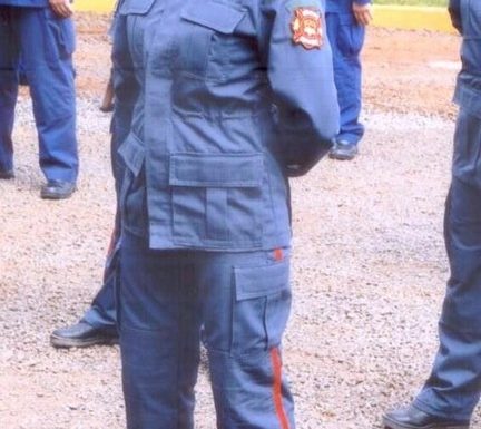 Mulheres se destacam no servico de bombeiros comunitarios de Itapoa 11