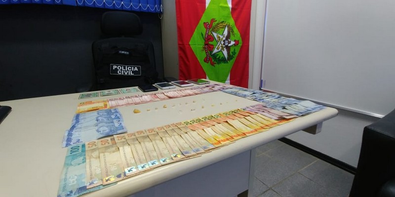 Policia Civil de Garuva prende familia de traficantes