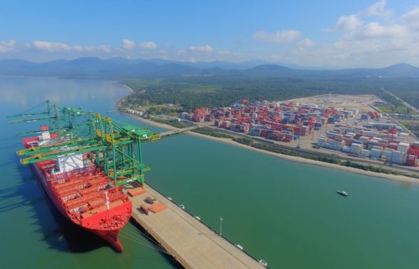 Porto Itapoa registra recorde de movimentacao em julho 2