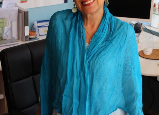 Escritora Gloria Kirinus traz para Itapoa importante reflexao sobre poesia e Educacao 07