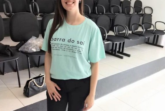 Coral da Lirica de Joinville e Vozes da Babitonga encantam o publico em Itapoa 28