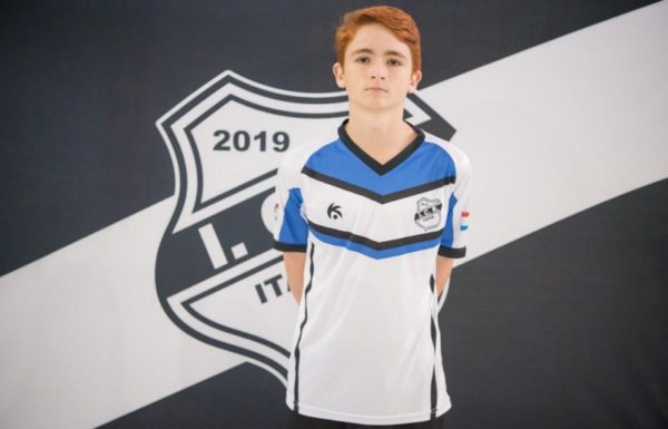 Projeto social Itapoa CR oportuniza a pratica esportiva a jovens futebolistas 04