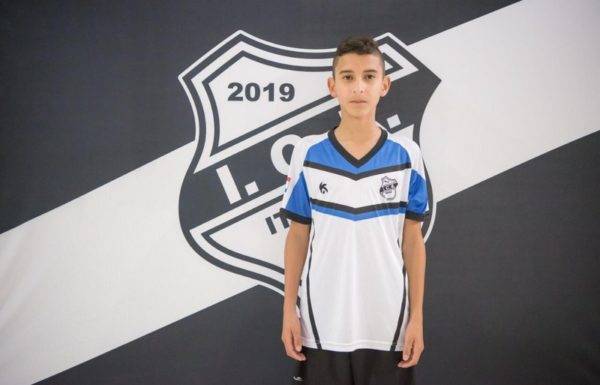 Projeto social Itapoa CR oportuniza a pratica esportiva a jovens futebolistas 09