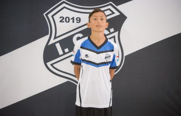 Projeto social Itapoa CR oportuniza a pratica esportiva a jovens futebolistas 10