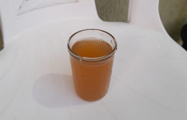 Alteracao na coloracao da agua tratada em Itapoa motivo de muita reclamacao dos usuarios 12