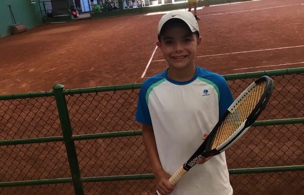 Tenista mirim de Itapoa fecha 2019 como o melhor do ranking sub-12 em Santa Catarina 06