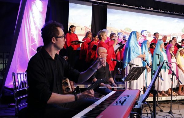 5a Noite Cultural – Natal Brasileiro no Porto Itapoa foi um sucesso 34