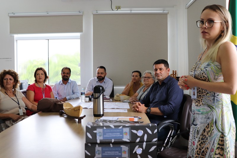 Amunesc entrega projeto de mercado municipal para Itapoa 2