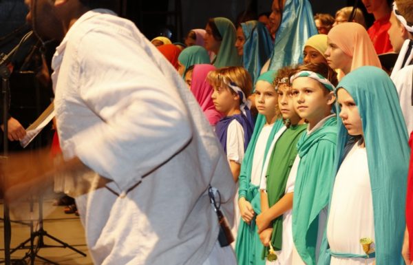 Natal Brasileiro faz sua segunda apresentacao e segue preparacao para a 5a Noite Cultural 12