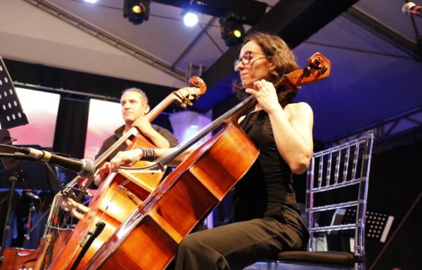 Noite Cultural no Porto Itapoa inicia em grande estilo – e neste sabado 21-12 tem mais 12