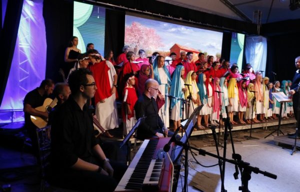 Noite Cultural no Porto Itapoa inicia em grande estilo – e neste sabado 21-12 tem mais 28