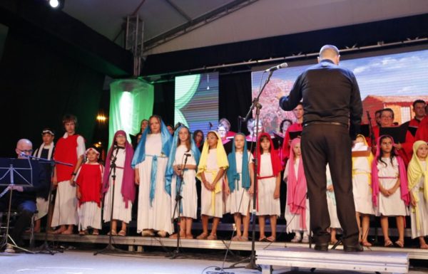 Noite Cultural no Porto Itapoa inicia em grande estilo – e neste sabado 21-12 tem mais 29