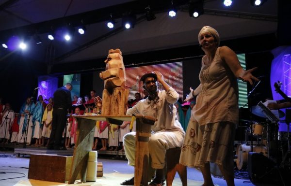 Noite Cultural no Porto Itapoa inicia em grande estilo – e neste sabado 21-12 tem mais 34