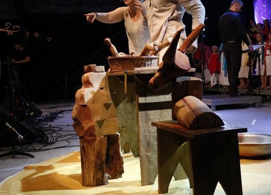 Noite Cultural no Porto Itapoa inicia em grande estilo – e neste sabado 21-12 tem mais 45