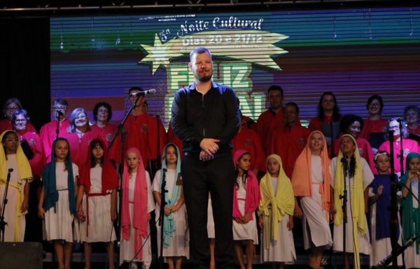 Noite Cultural no Porto Itapoa inicia em grande estilo – e neste sabado 21-12 tem mais 47