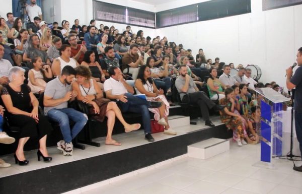 Prefeitura de Itapoa assina ordens de servico para a construcao de salas de musica nas escolas 2