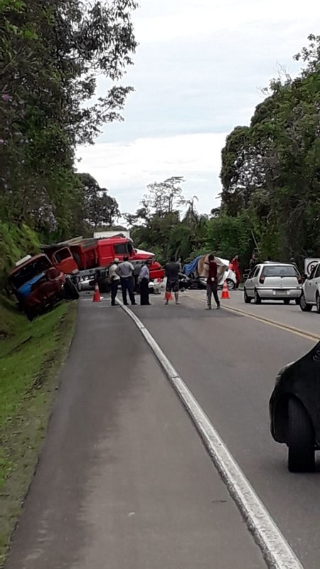 grave acidente na rodovia que liga guaratuba a garuva resulta na morte de um casal 1