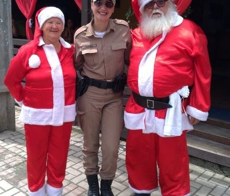 mais de 3 mil brinquedos sao distribuidos pelo projeto natal da magia 16