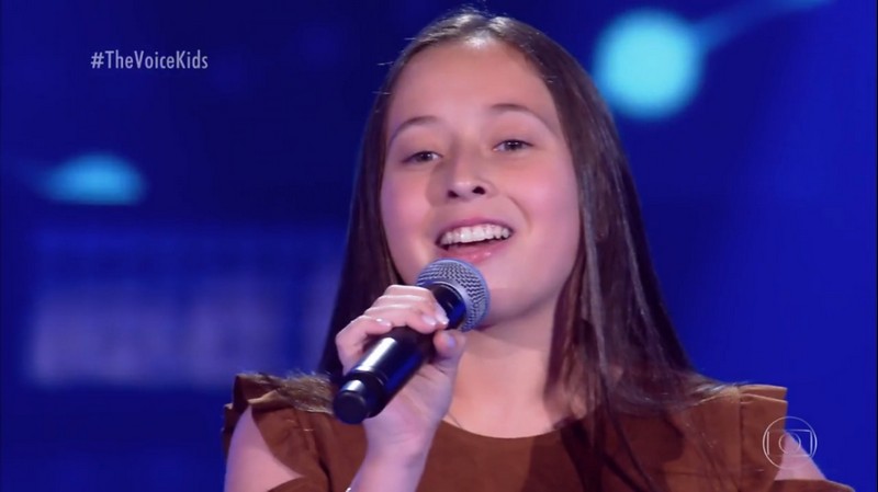 Cantora mirim de Garuva classificada para a segunda fase do The Voice Kids 1