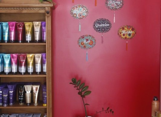 Linanis Perfumaria em Itapoa 05