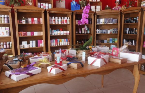 Linanis Perfumaria em Itapoa 10