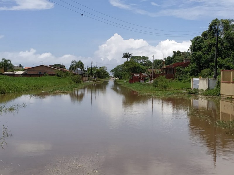 Chuvas intensas causam transtornos e Prefeito de Itapoa decreta Situacao de Emergencia 4