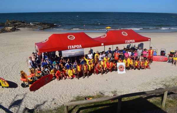 Corpo de Bombeiros Militar de Itapoa realiza Projeto Praia Acessivel 06