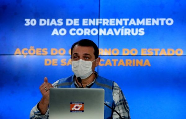 florianopolis_sc_16_04_2020_coletiva_de_imprensa_coronavirus_20200416_1994651648