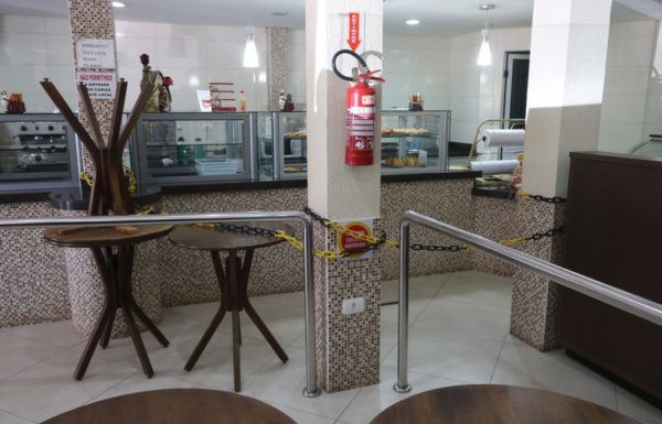 -5- FOTO Julio Penteriche - Praia de Itapoá SC Estabelecimentos comerciais de Itapoa sofrem com o momento economico causado pelo coronavirus