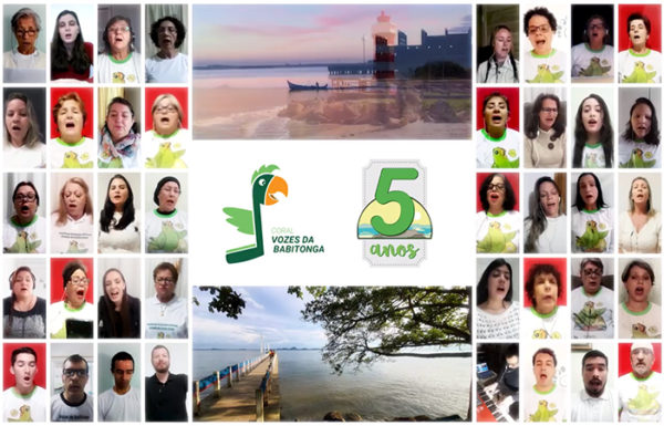 Atuais e ex-coristas do Coral Vozes da Babitonga celebram os cinco anos de atividades do Projeto