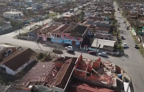 Itens de ajuda humanitaria sao entregues em diversas cidades de SC, inclusive Garuva 16