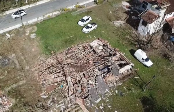 Itens de ajuda humanitaria sao entregues em diversas cidades de SC, inclusive Garuva 26