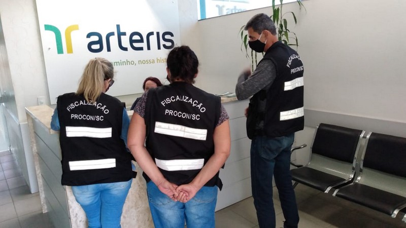 Procon-SC notifica Autopista Litoral Sul por aumento no preço de pedagio da BR-101