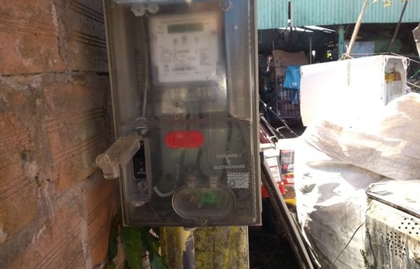 Residencia consumida pelo fogo em Itapoa nesse sabado, dia 08 de agosto 01