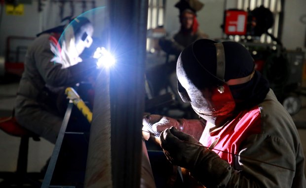 Indicadores da industria, comercio e servicos apontam para retomada economica em SC