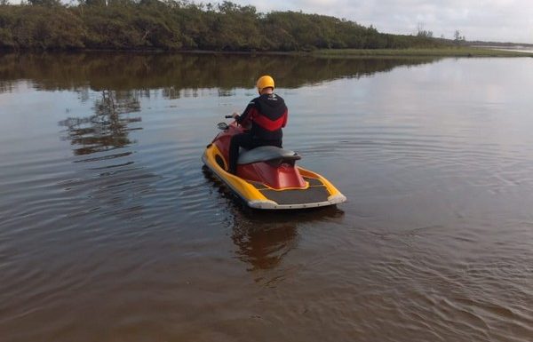 Encontrado o corpo de jovem que desapareceu ao se banhar na Boca da Barra 09
