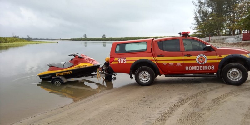 Encontrado o corpo de jovem que desapareceu ao se banhar na Boca da Barra 11